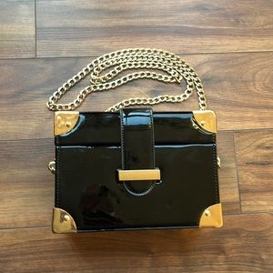 Hard-sided Trunk Style Purse